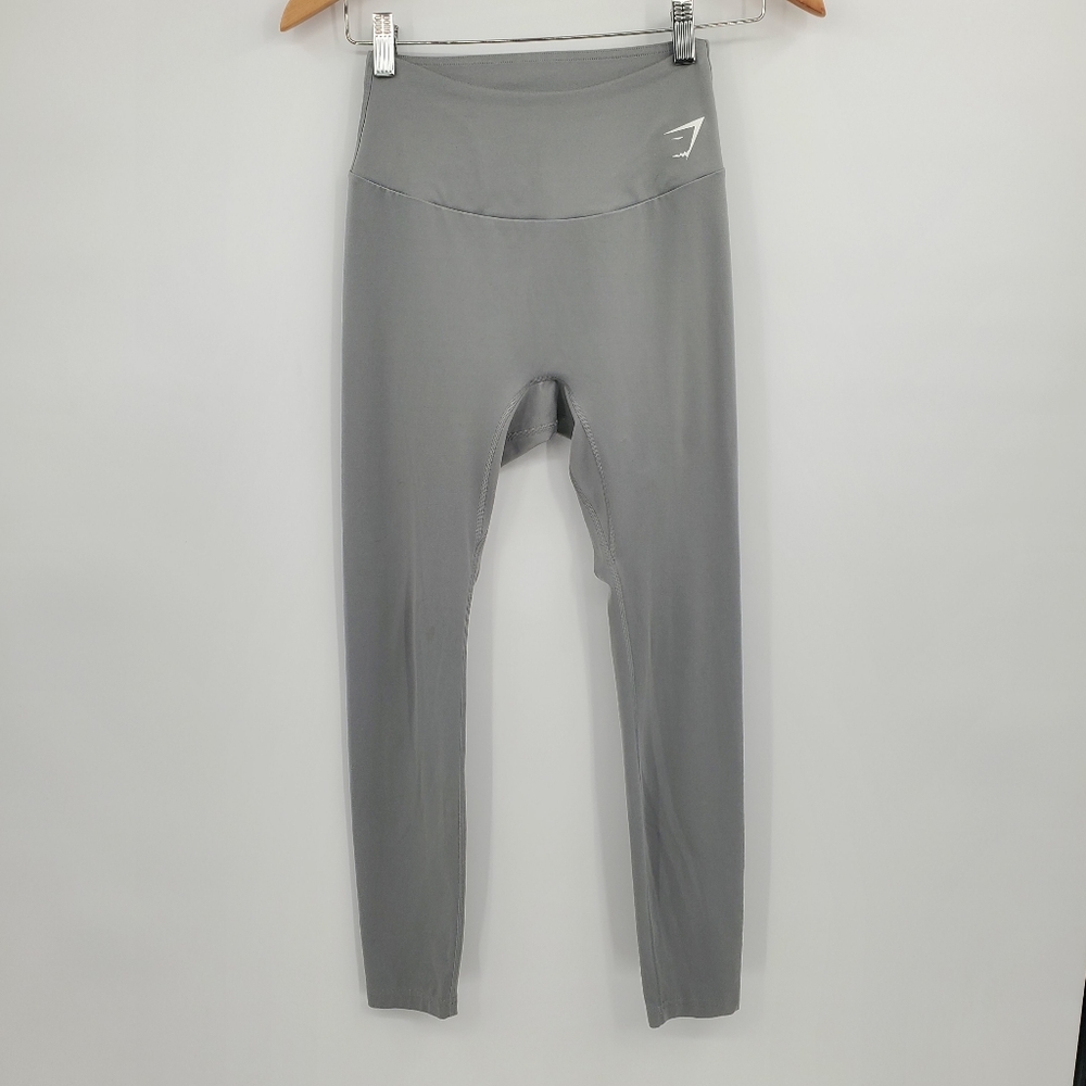 ◇◇ Gymshark Gray Training Leggings Size Medium